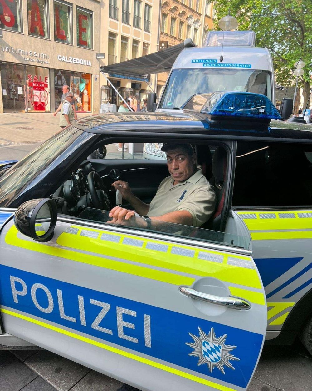 WhatsApp-Image-2022-06-20-at-12.23.26-PM.jpeg WhatsApp-Image-2022-06-20-at-12.23.26-PM.jpeg